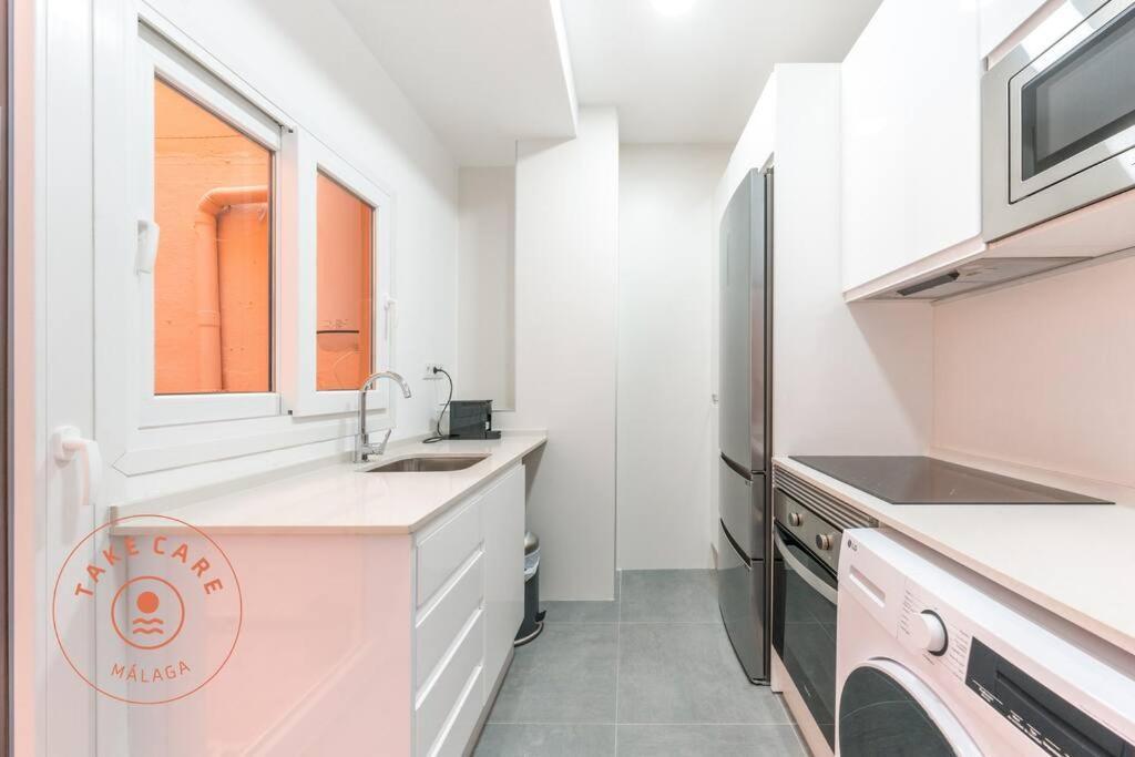 Cosy Apartment With Patio In Malaga - Tcm Bagian luar foto