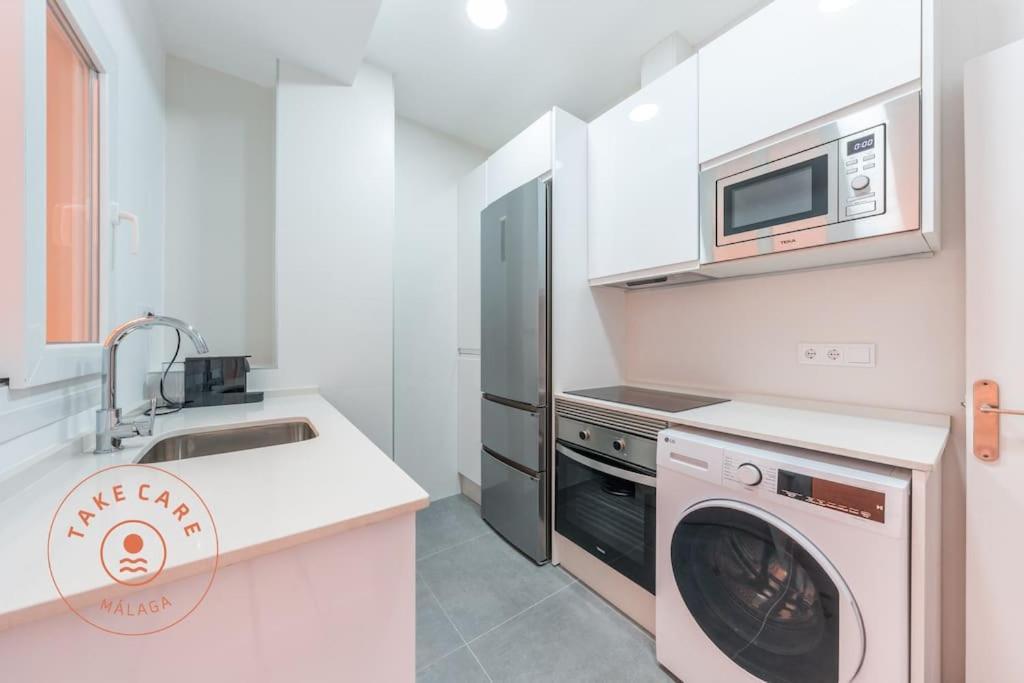 Cosy Apartment With Patio In Malaga - Tcm Bagian luar foto
